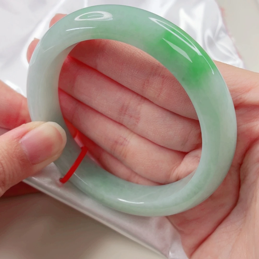 翡翠未镶嵌手镯58.8圈x331