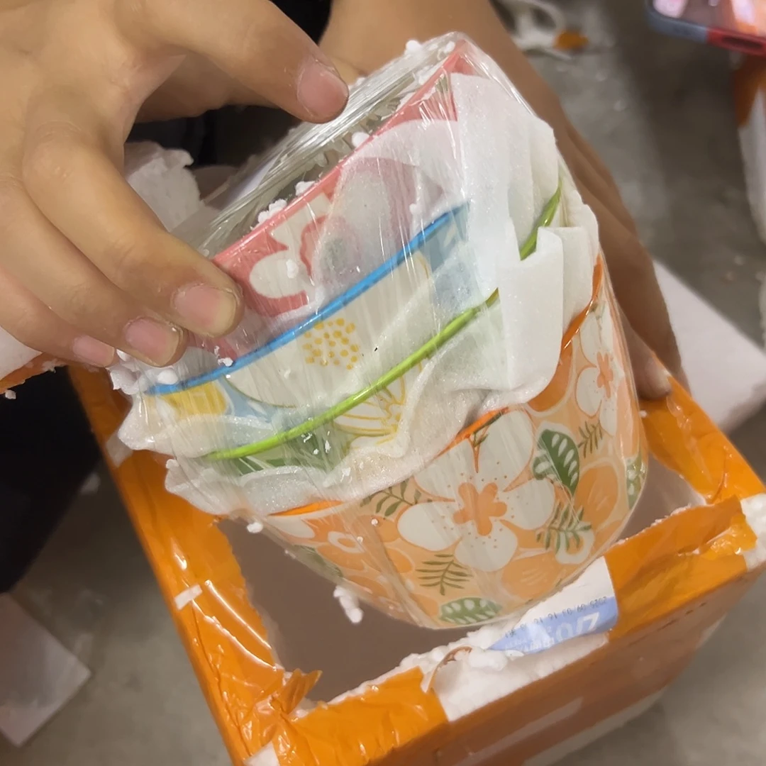 瓷正品四个花碗哈哈