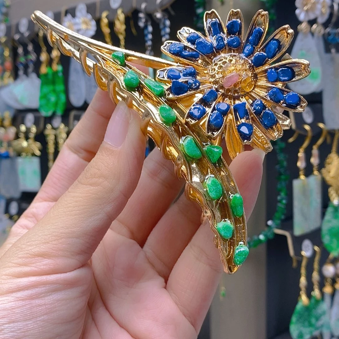 未镶嵌翡翠耳饰翡翠