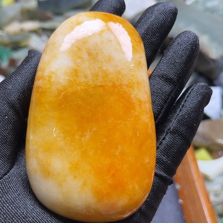 和田玉未镶嵌珠宝奇石