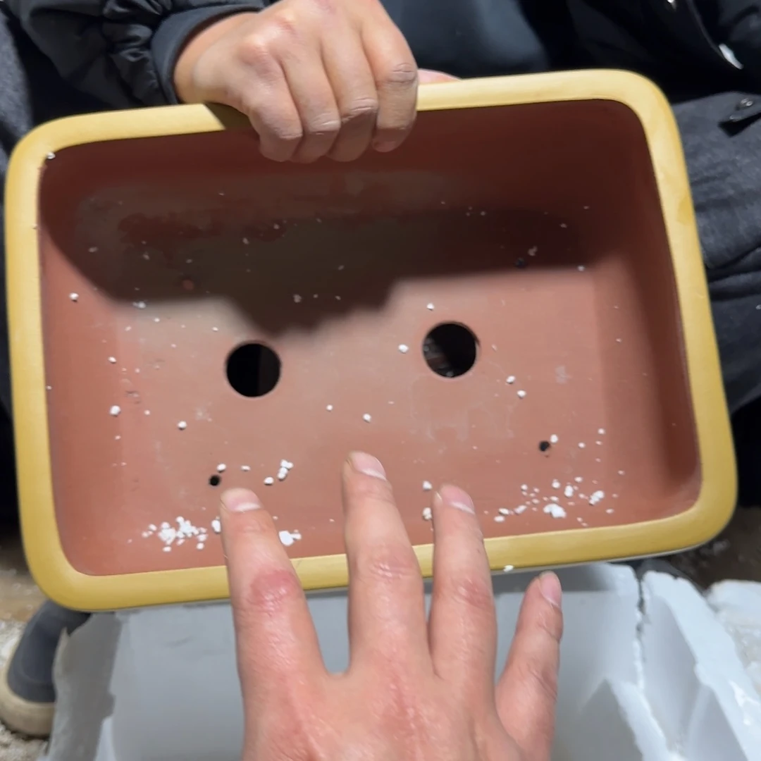 紫砂花盆口径28 20高度10