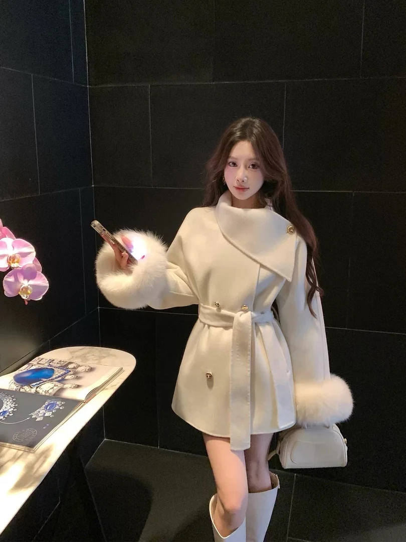 FaFa 发发【赫本序章】韩系翻领短款设计收腰毛袖毛呢千金风外套女