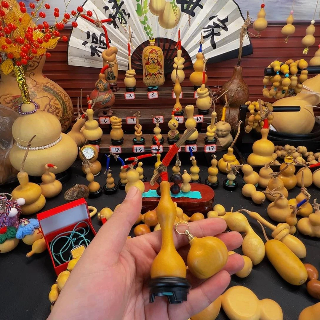 宇*蛋葫芦村是我国著名风景旅游