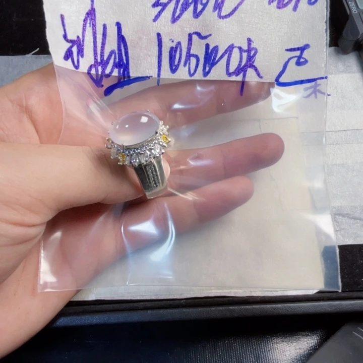 定制翡翠未镶嵌缅甸定制翡翠