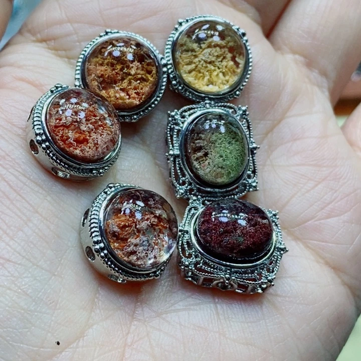 水晶戒指未镶嵌发*窝水晶