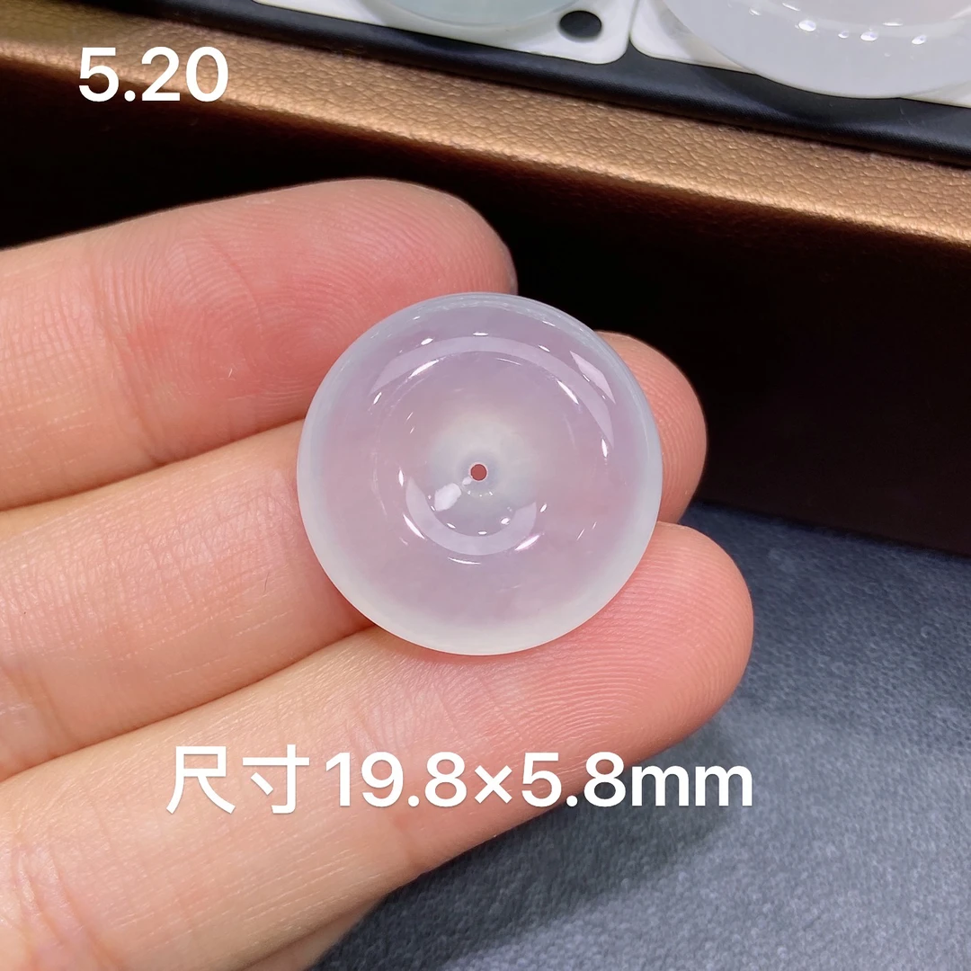 缅甸天然A货翡翠，冰种起光白月光平安扣吊坠，精美精致锁骨链百搭Z