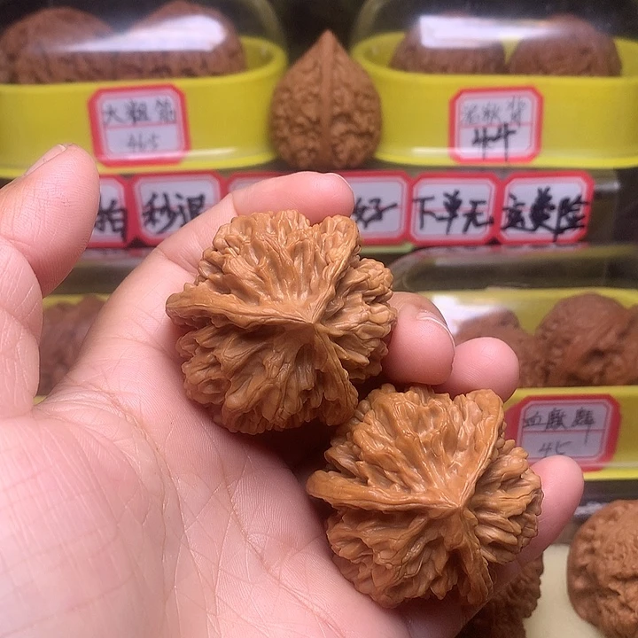 吊坠文玩核桃帝王奔