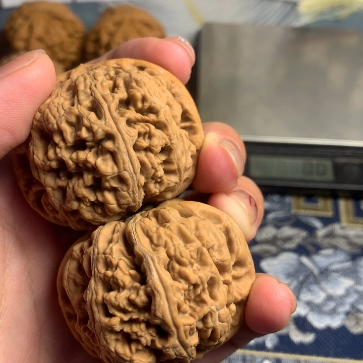 吊坠文玩核桃菜**曹粗筋
