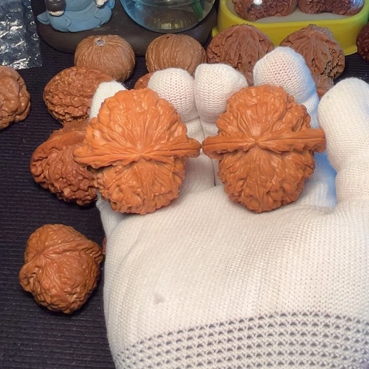 一***ヾ把件文玩核桃白狮子44