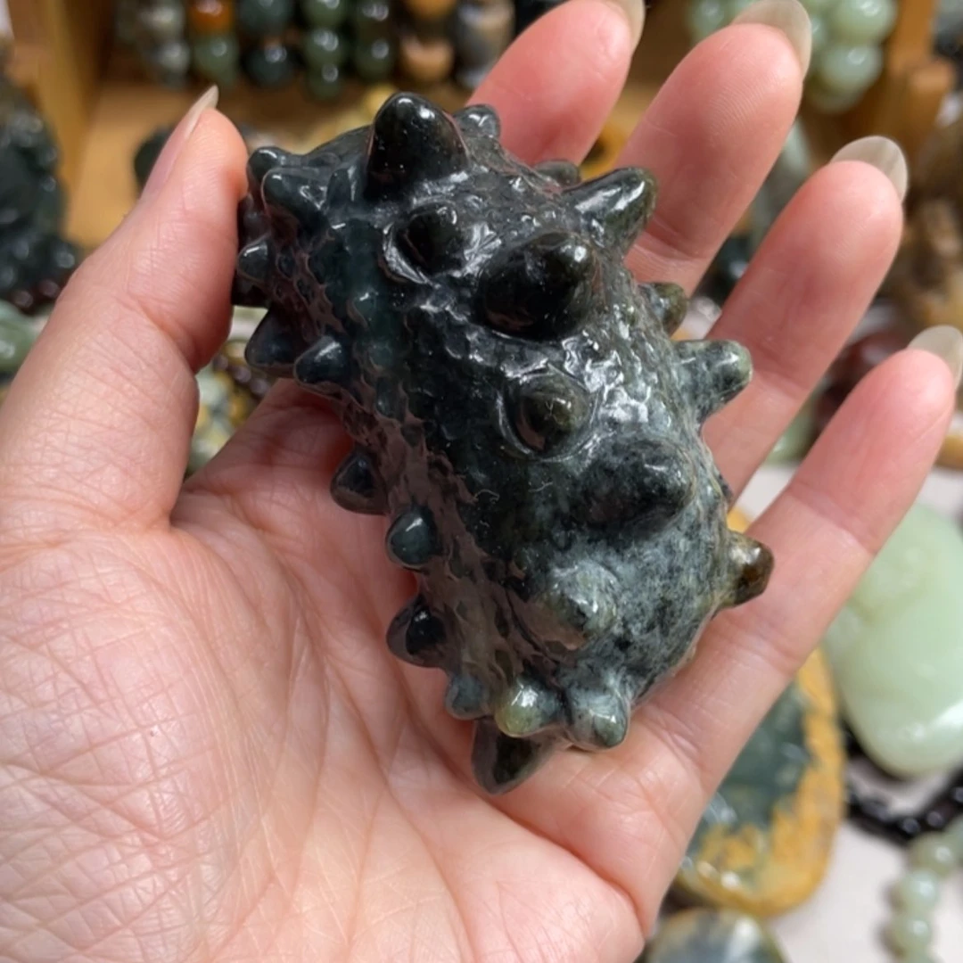 【闪购商品】未镶嵌岫岩河磨玉（透闪石质玉）把件