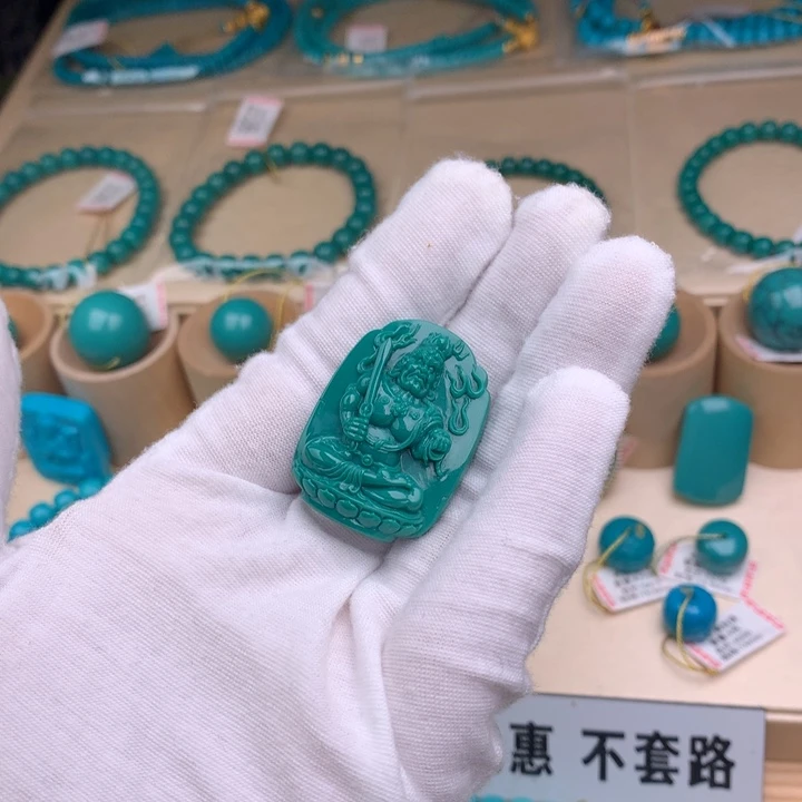 未镶嵌绿松石珠宝奇石
