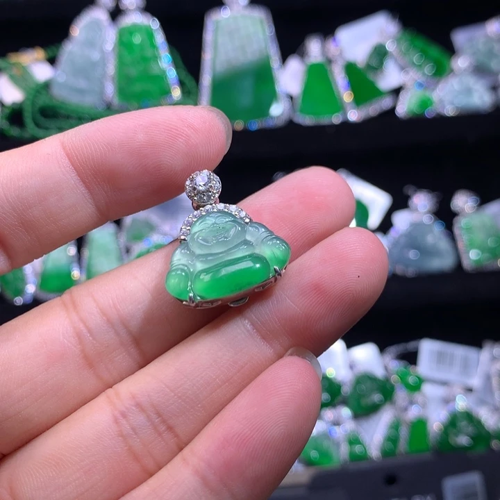 【闪购商品】颈饰银S925镶嵌翡翠天然翡翠