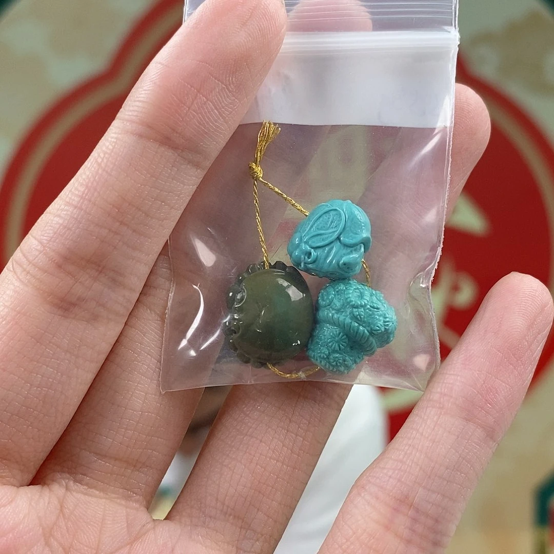 绿松石未镶嵌珠宝奇石