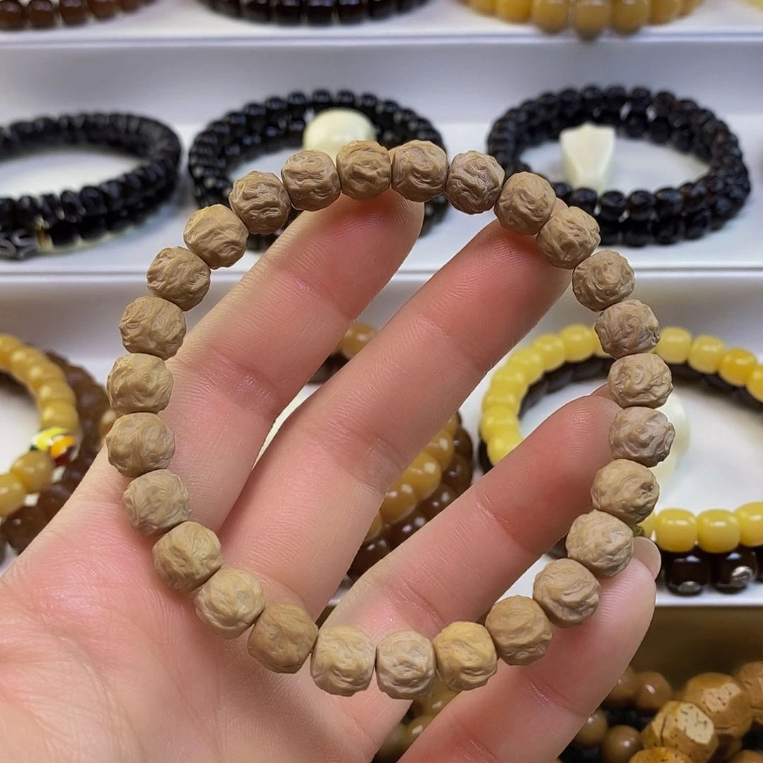 吊坠猴头核桃8.8全品龙舌