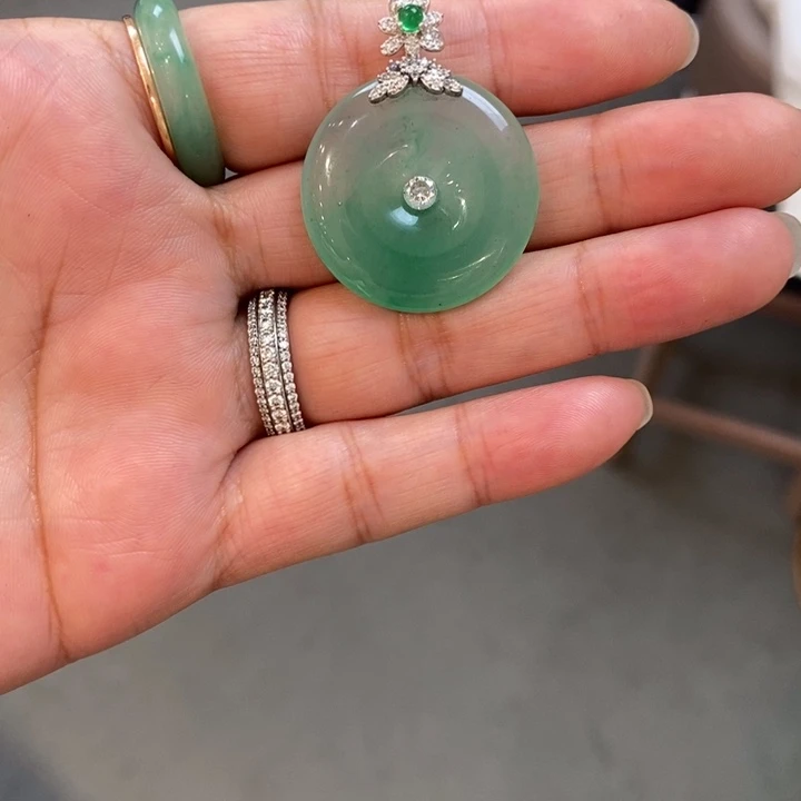 石英质玉未镶嵌吊坠(不含链)