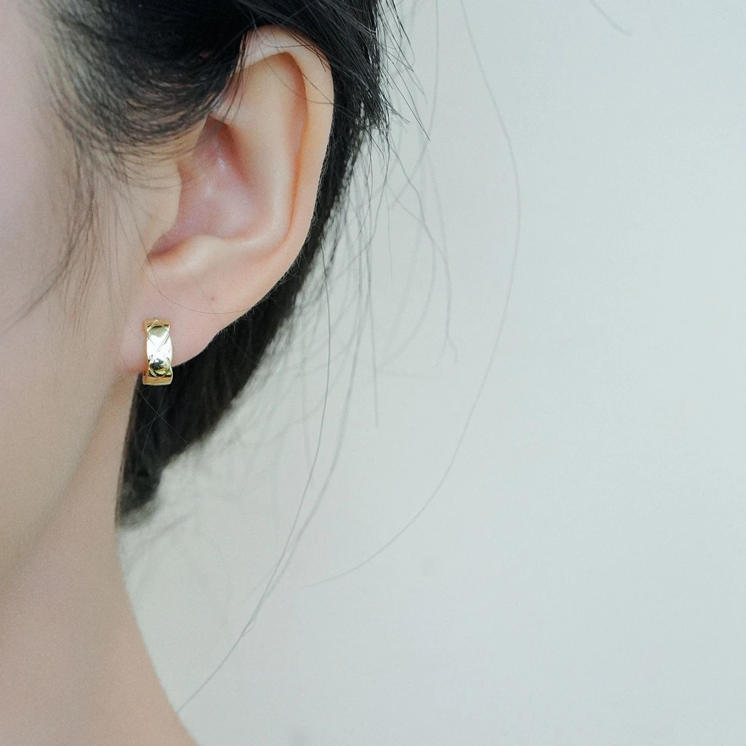 铜合金耳饰 方圈菱格个性简约冷淡风几何金属方形高级设计耳钉女