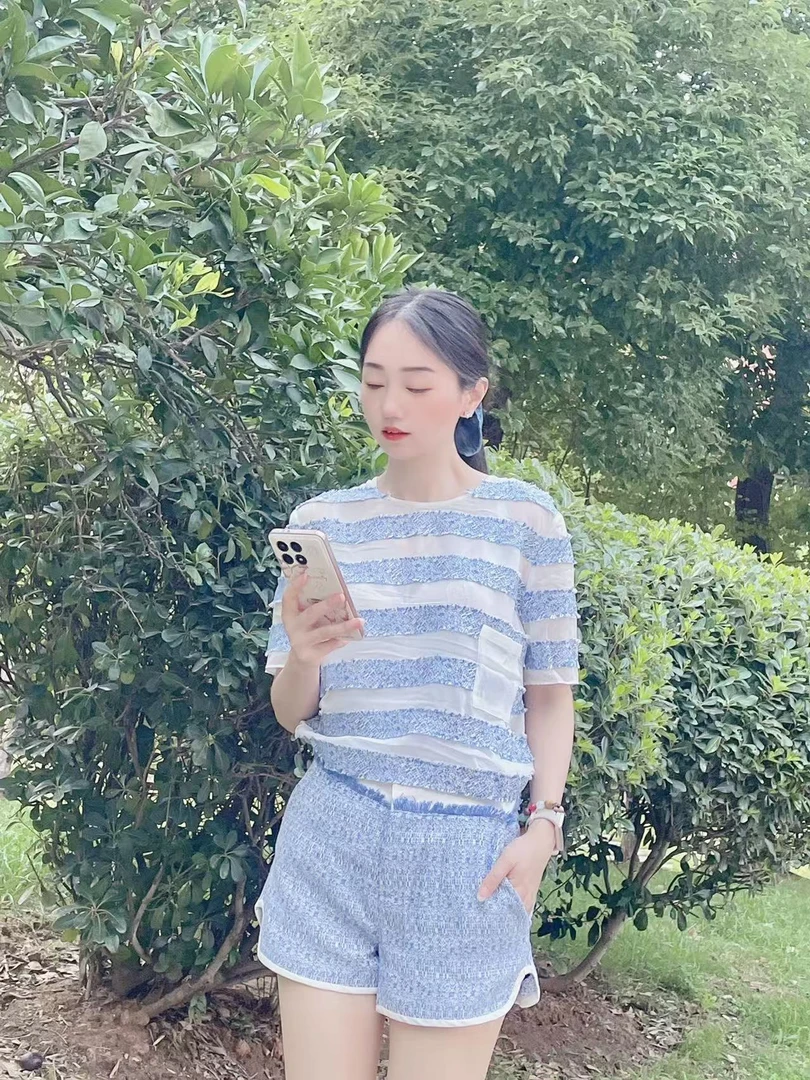 女装短裤洋气新复古风中厚款女士休闲中腰