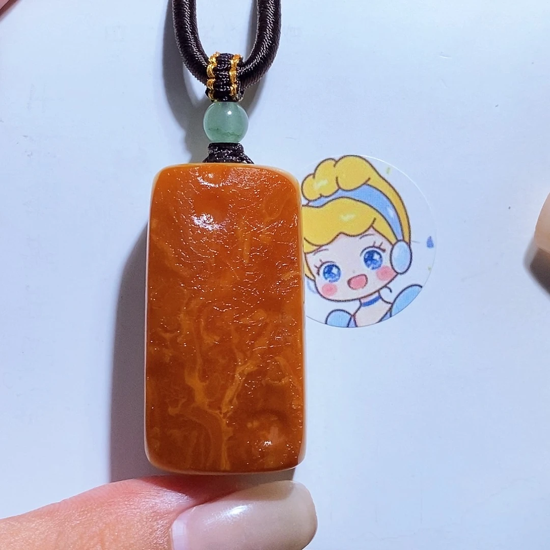 未镶嵌琥珀珠宝奇石