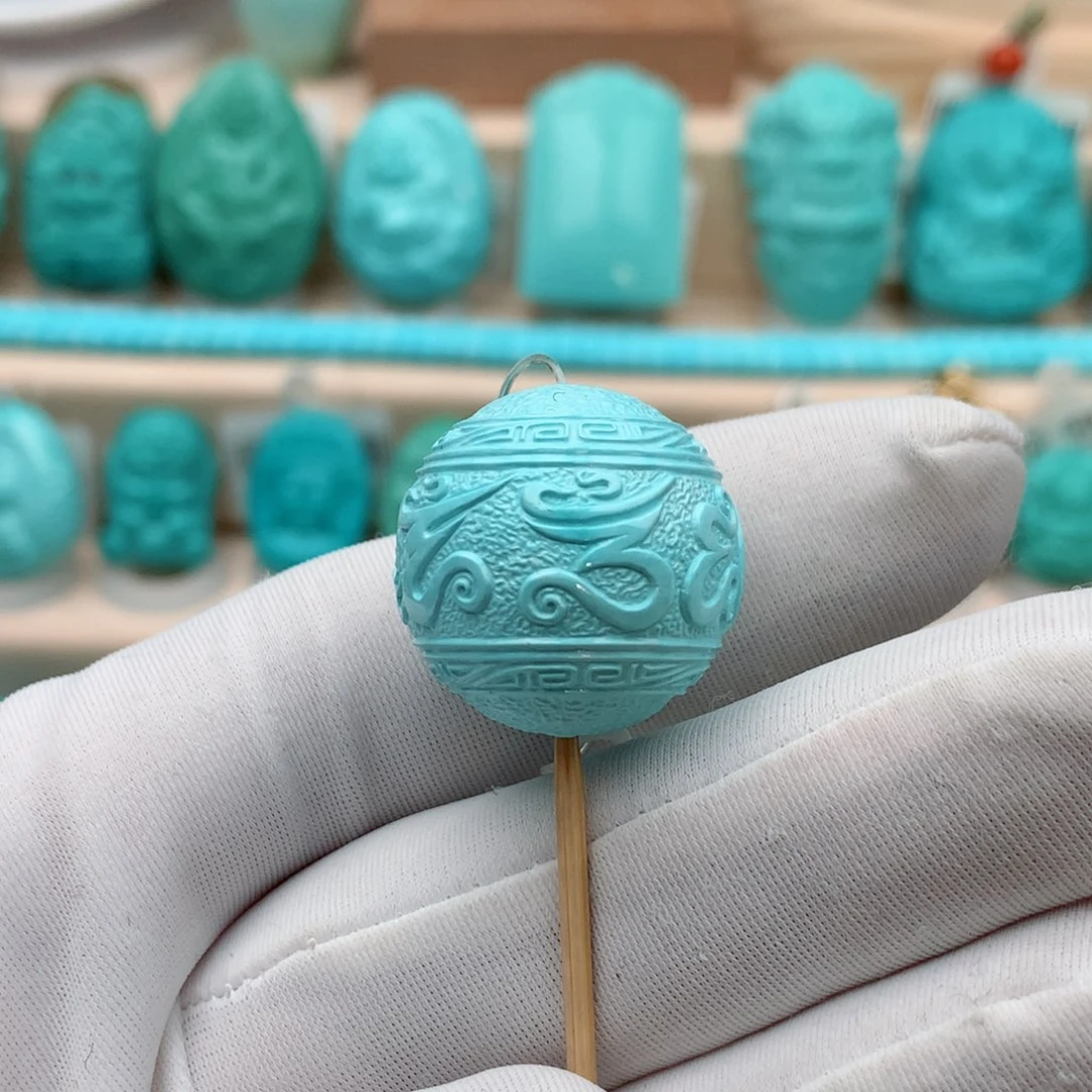 绿松石珠宝奇石未镶嵌重：11.4克