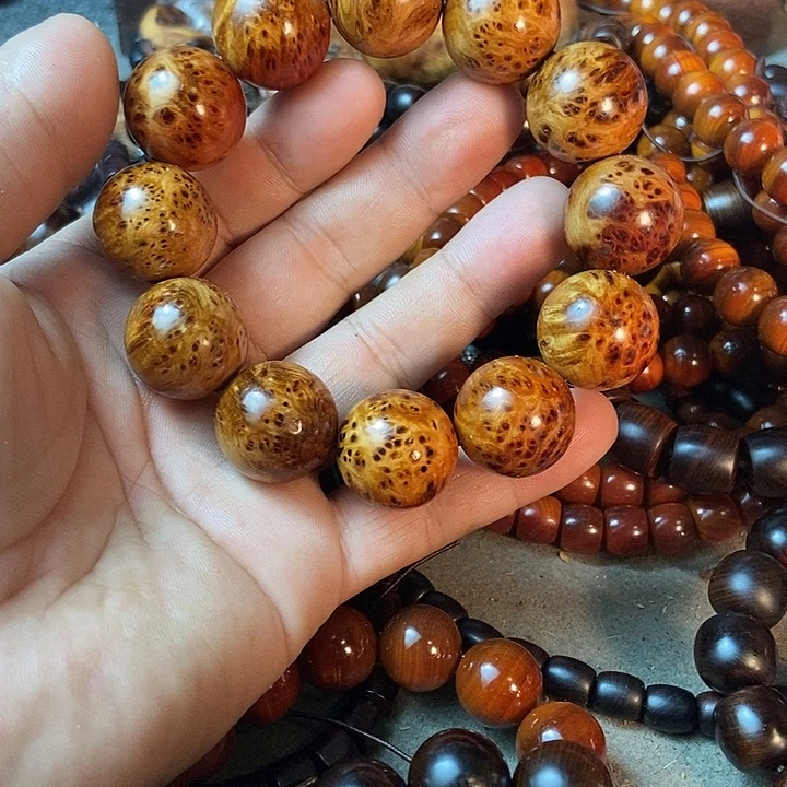 柏木（崖柏）无事牌太行崖柏树的叶子和树叶也有