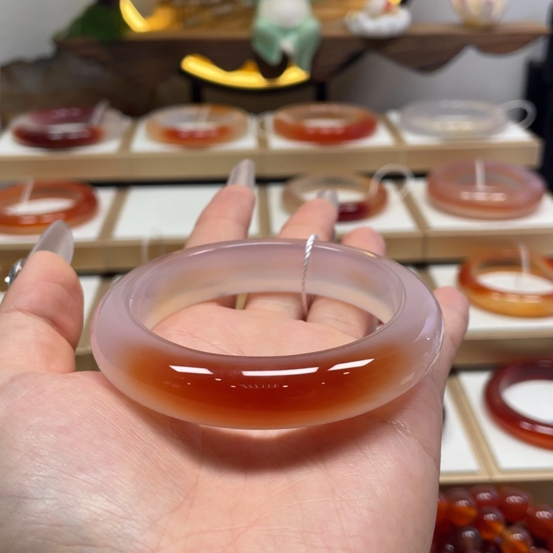 玛瑙/玉髓未镶嵌手镯