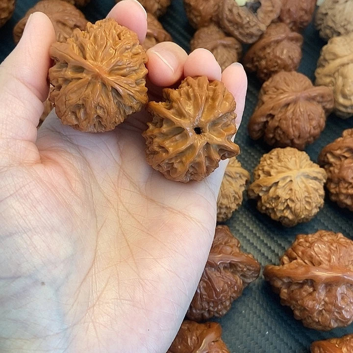 木质类35苹果。