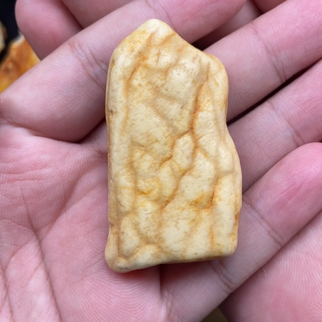 漫***灞定制琥珀未镶嵌定制