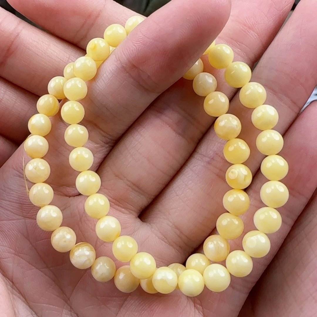 琥珀裸石未镶嵌多样性发其一