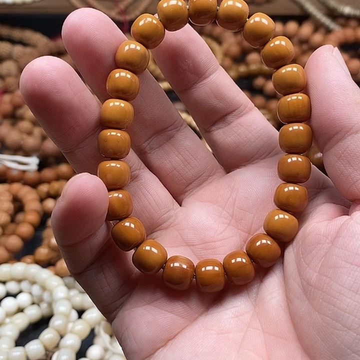 手串星月菩提龙**白