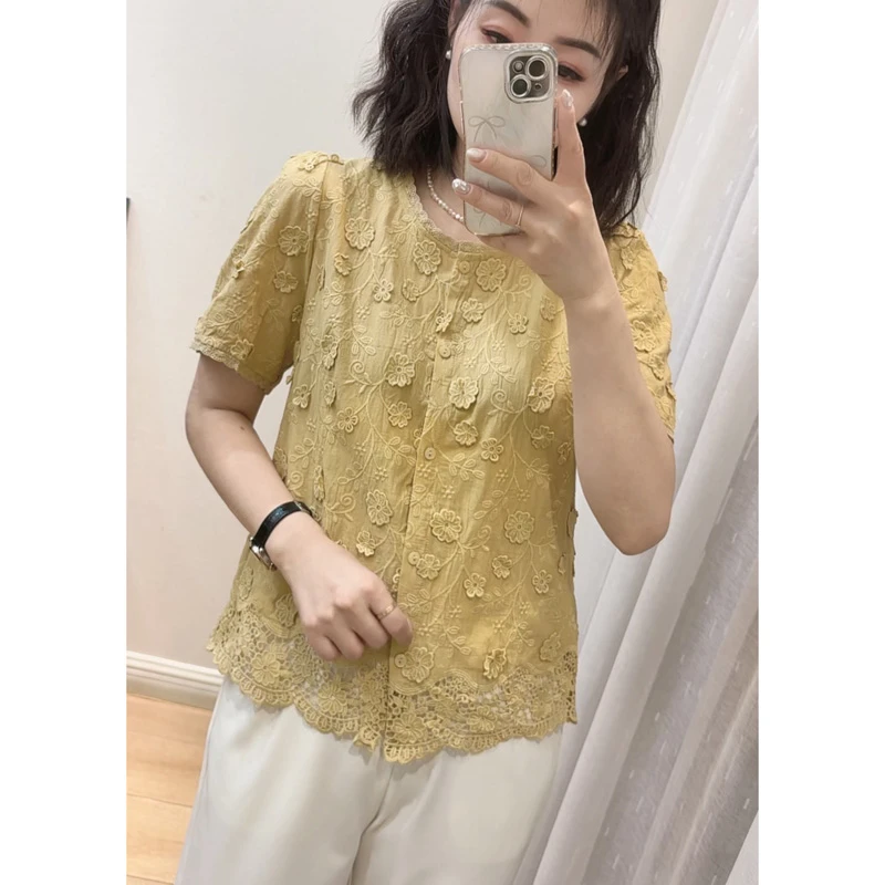 花边圆领立体绣花棉质小衫25176