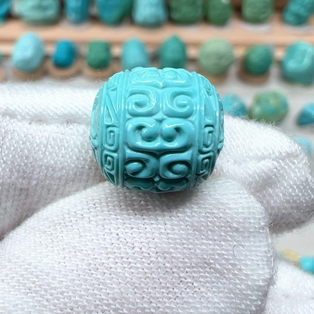 绿松石配饰未镶嵌