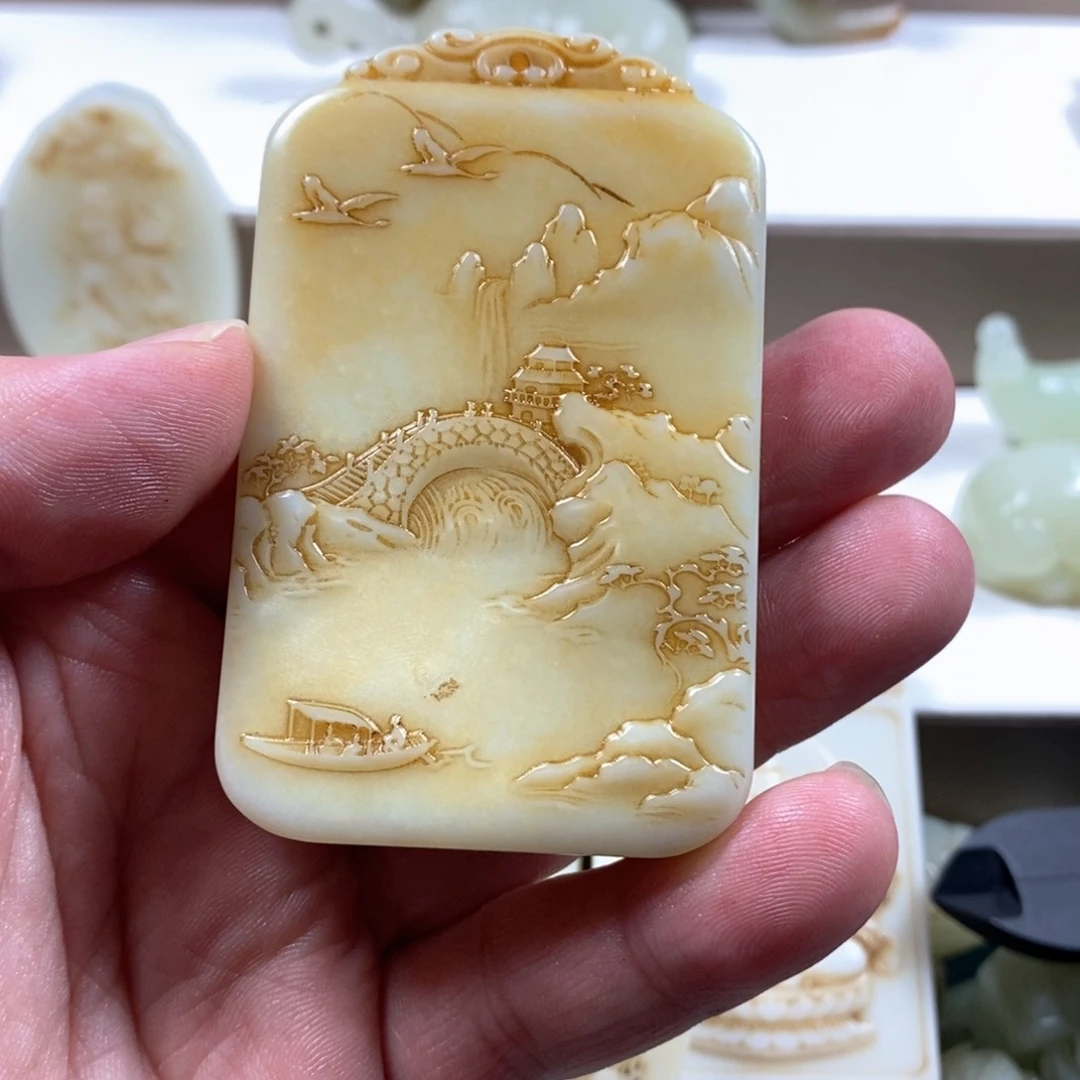 和田玉颈饰未镶嵌东****)