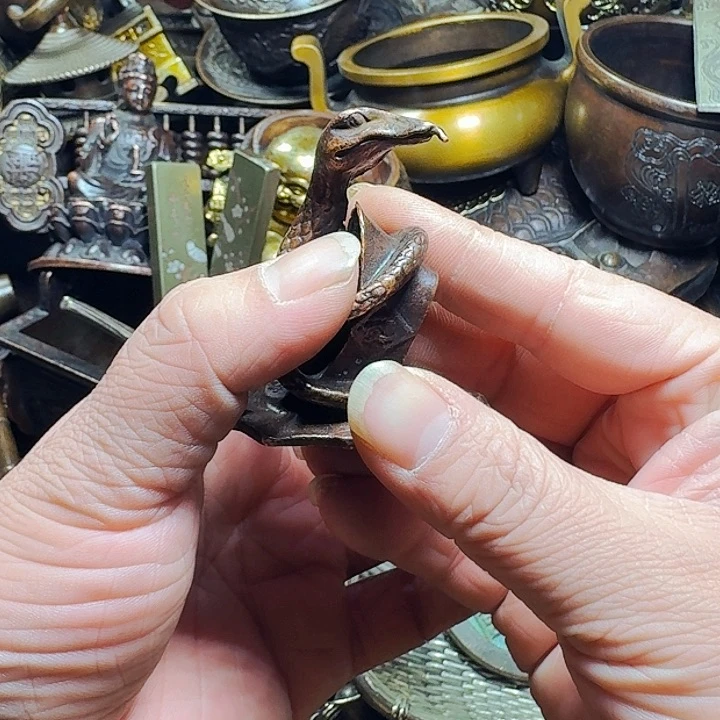 铜器摆件收收藏藏