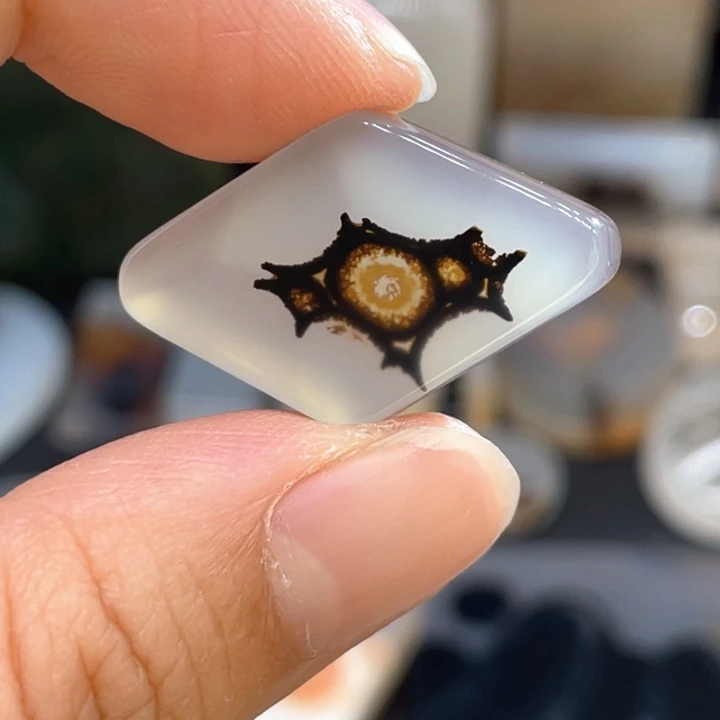 玛瑙/玉髓合金颈饰