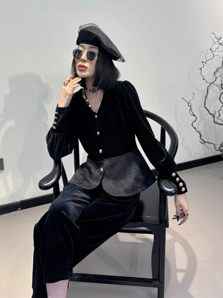 胖丫专属-81216秋季洋气时尚衬衫女V领显瘦拼接设计感丝绒上衣