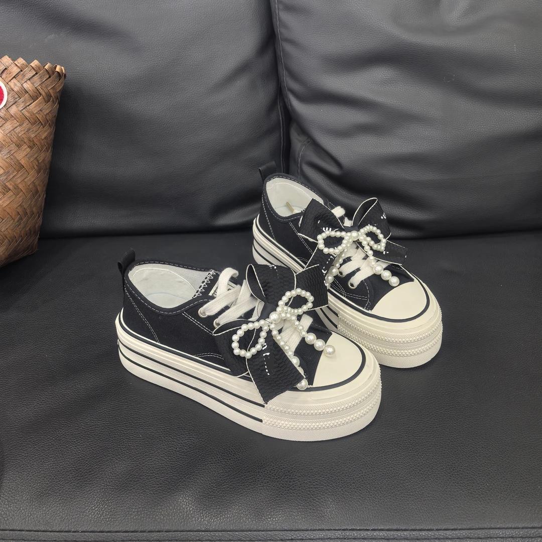 【十六号】帆布鞋珍珠蝴蝶结小白鞋女2025百搭轻便厚底包头拖板鞋