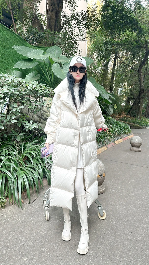 M44W001慕之淇加厚宽松保暖立领保暖鹅绒羽绒服