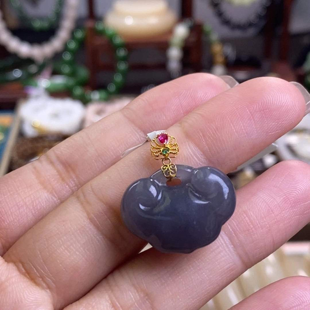 和田玉孤品福利烟紫18.k如意锁未镶嵌