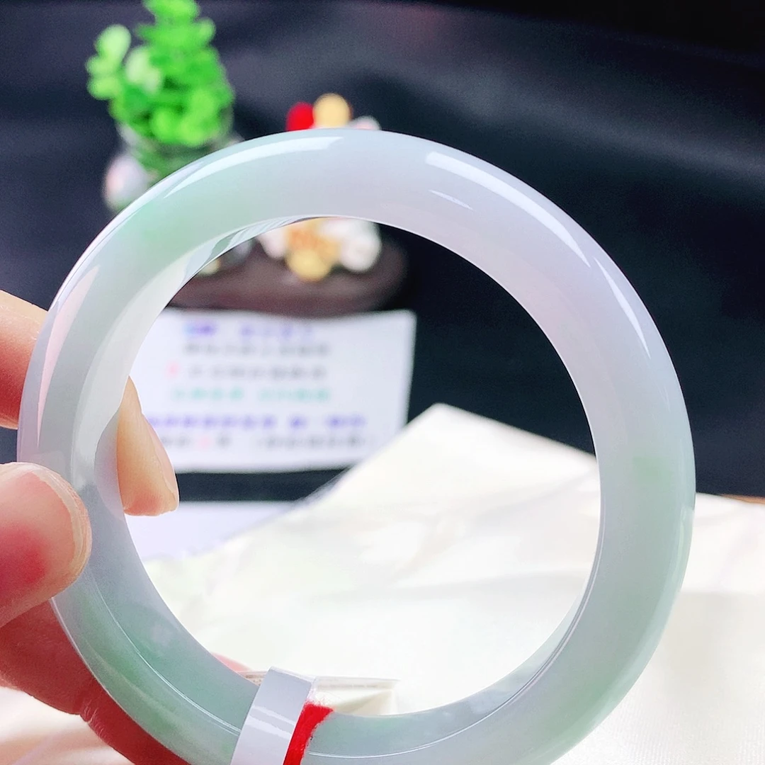 未镶嵌手镯翡翠56
