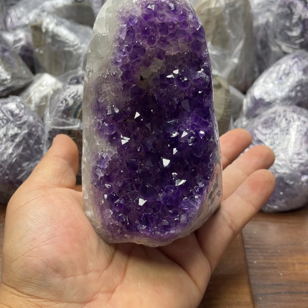 水晶未镶嵌大型摆件（非配饰）