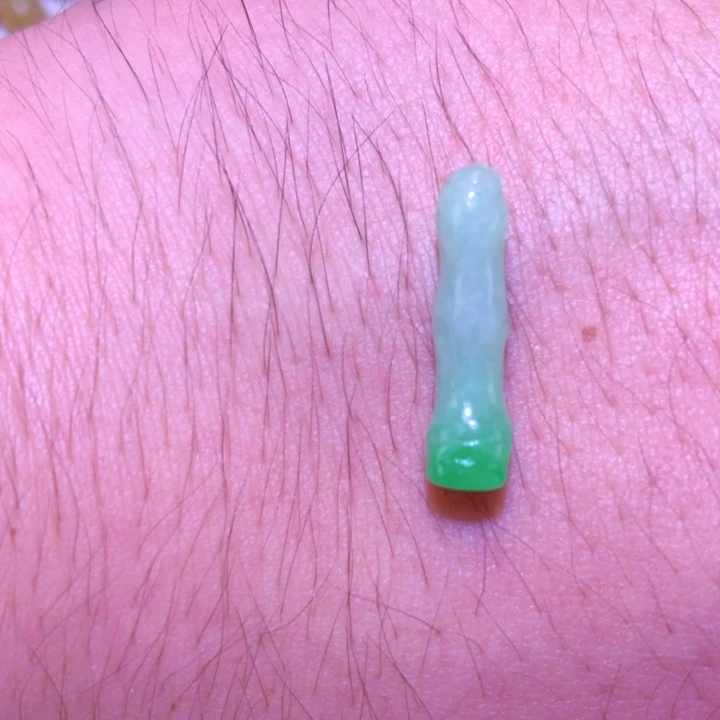 定制翡翠未镶嵌天然a货翡翠