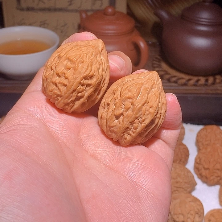 文玩核桃手把件鸭嘴