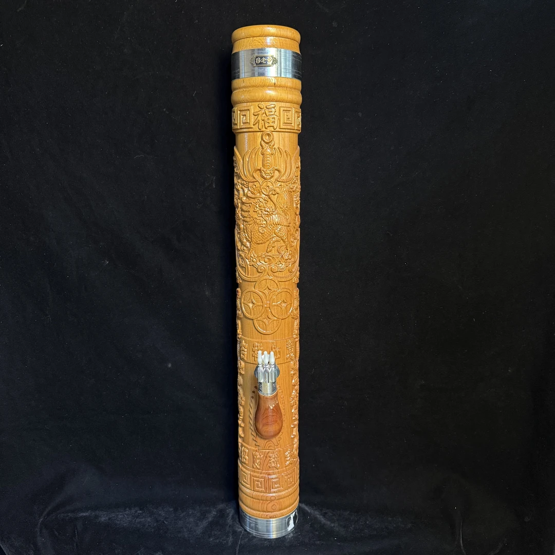 云南红香柏木雕龙水筒筒