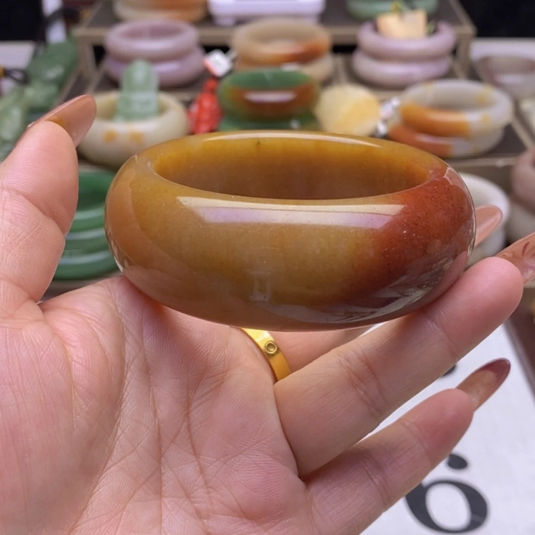 【闪购商品】石英质玉手镯未镶嵌