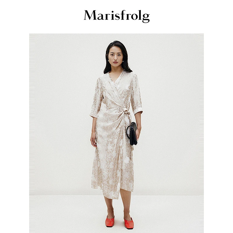 Marisfrolg/玛丝菲尔气质轻奢复古优雅收腰法式连衣裙A1DE14046