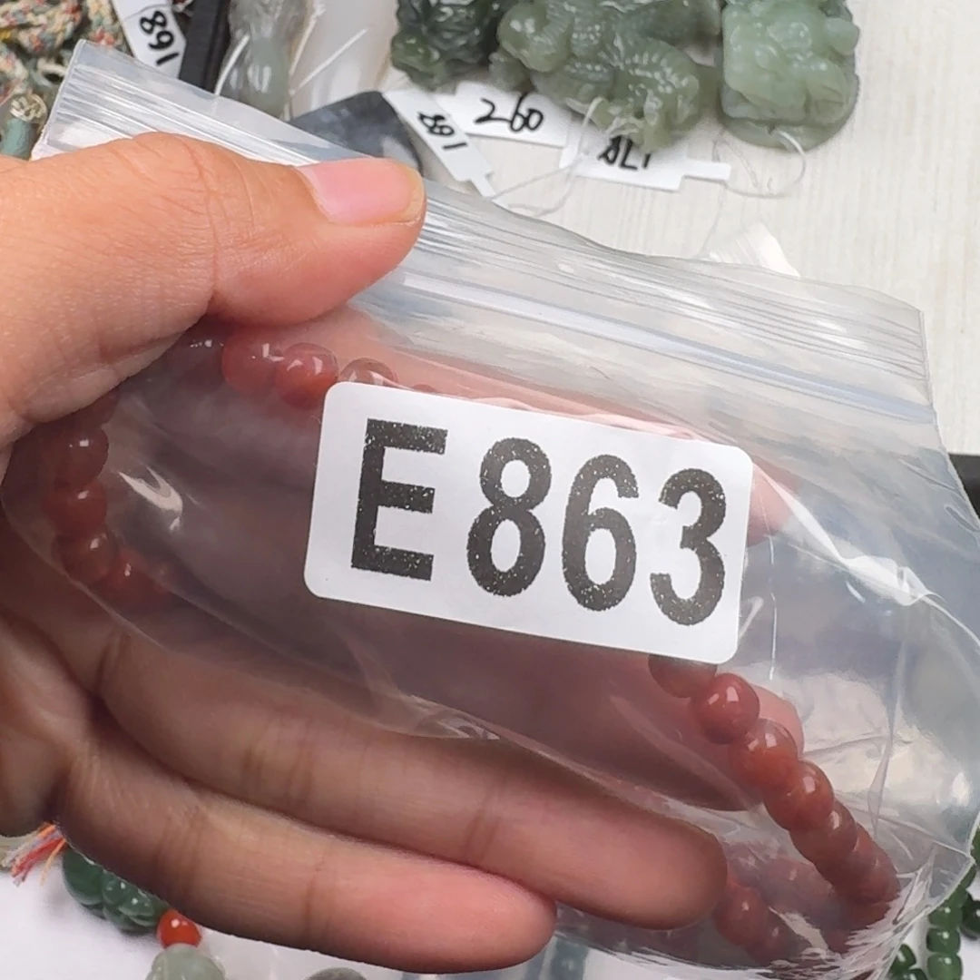 疯***罐南红玛瑙未镶嵌珠宝奇石