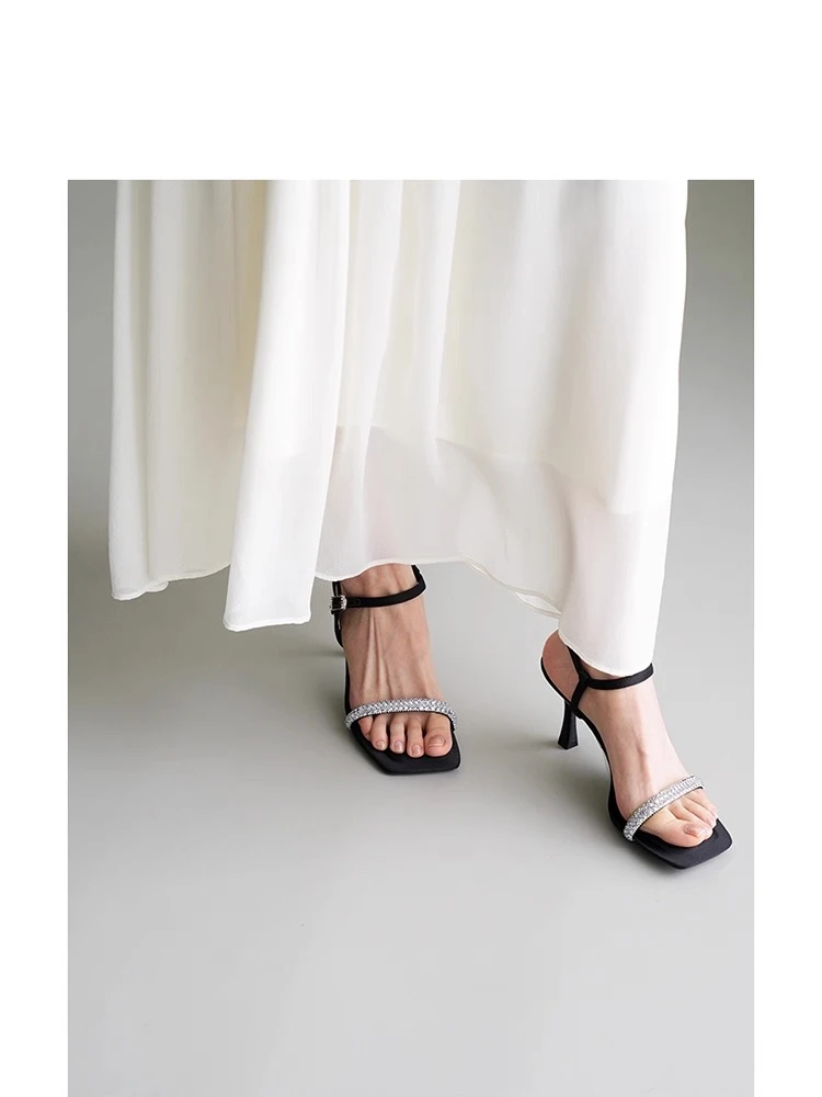 701-1黑色（6厘米）细跟高跟鞋