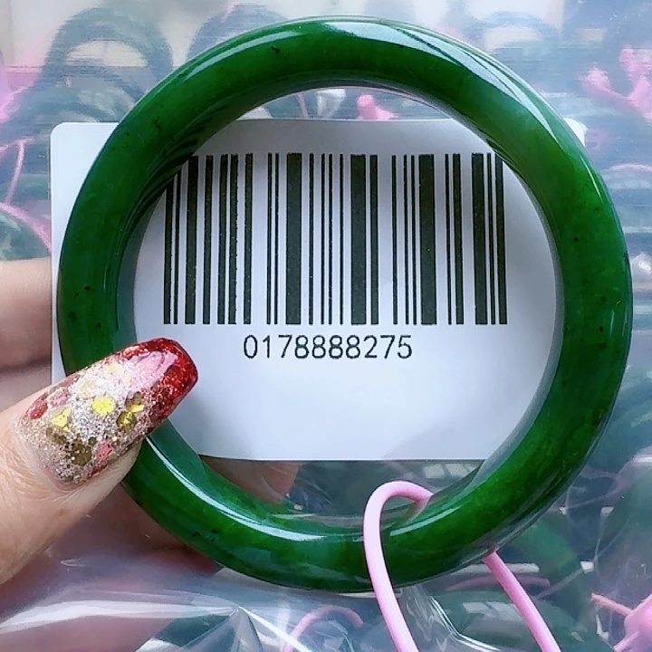 和田玉（碧玉）手镯未镶嵌6061