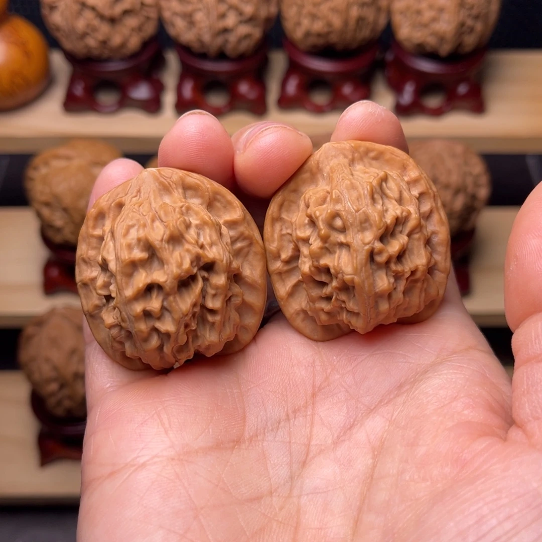 文玩核桃吊坠天地