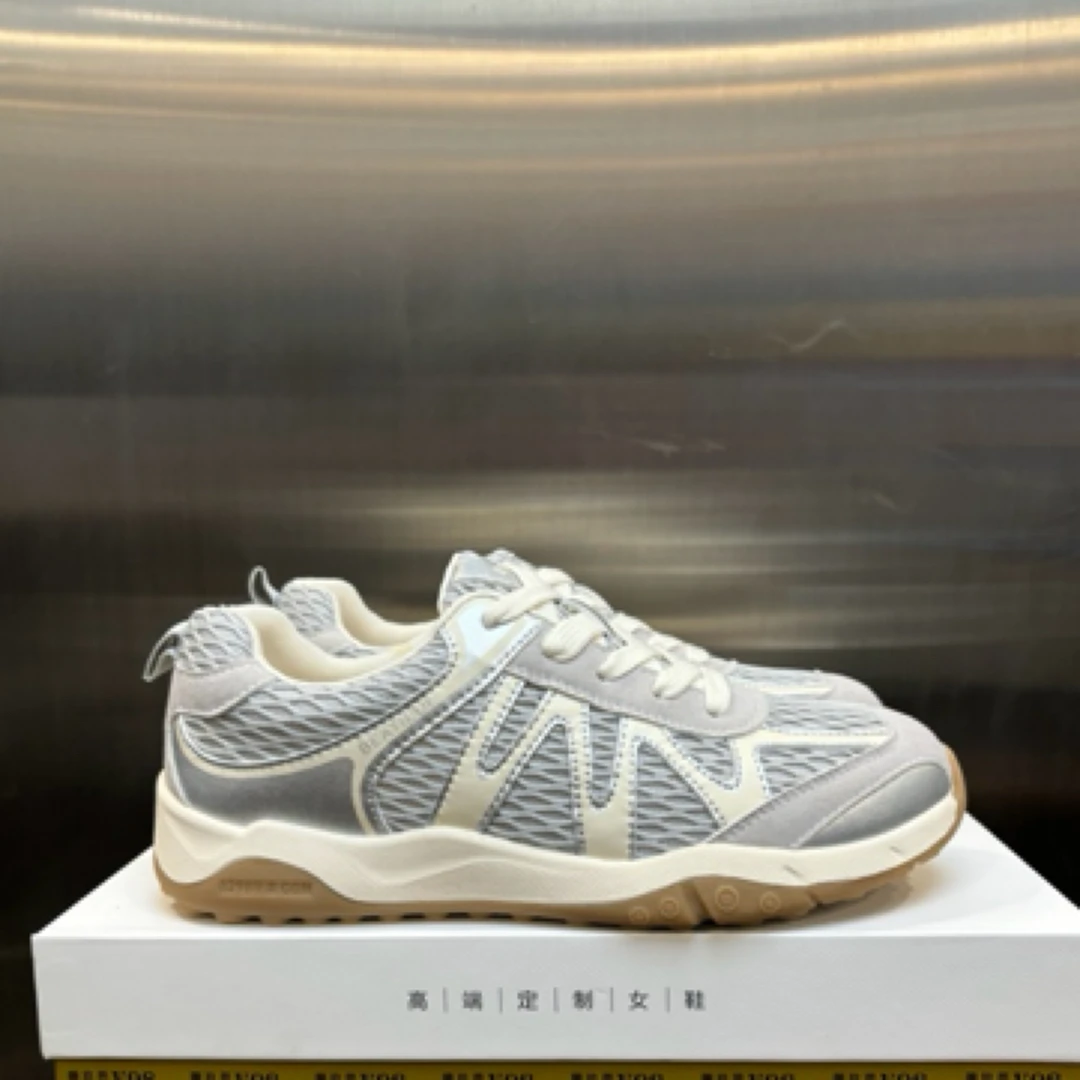 复古户外德训鞋女鞋2025秋季新款真皮厚底显脚小阿甘鞋百搭休闲鞋